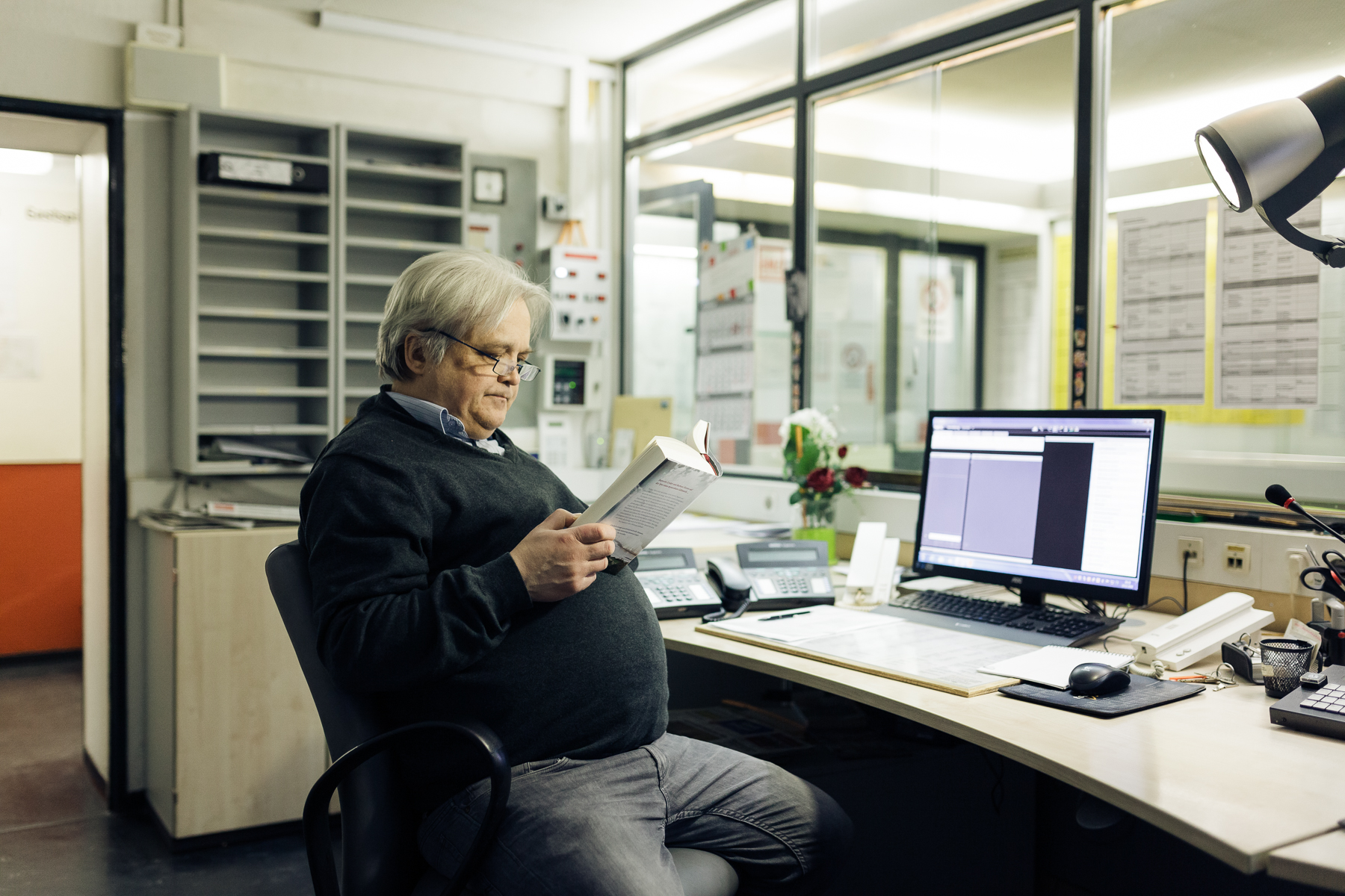 Corporate Reportage Buchprojekt Arbeitssituationen Mitarbeiterportraits Employer Branding People Impressionen authentisch natürlich Portrait und Reportage Fotografie für Corporate und Editorial