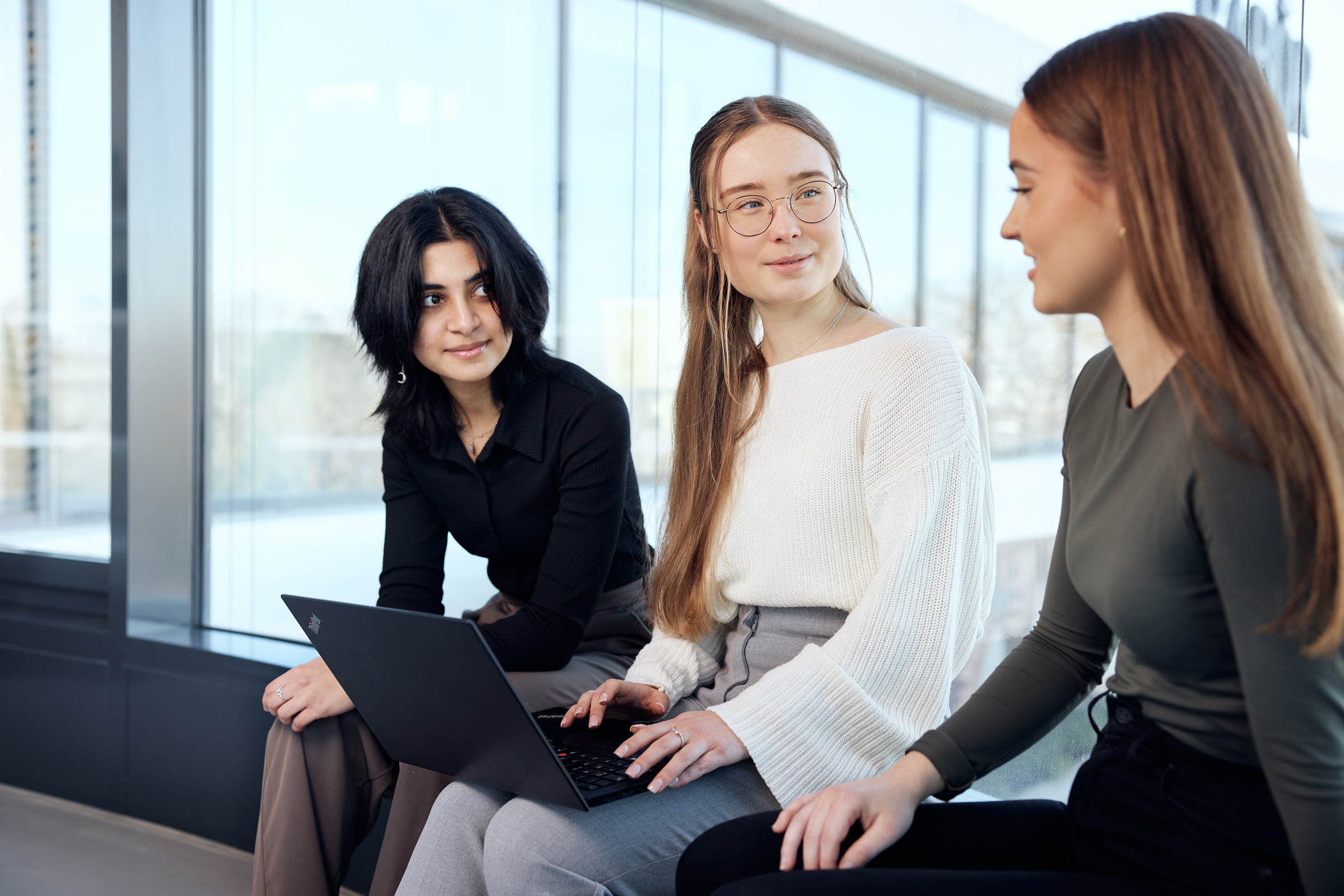  Portrait und Reportage Fotografie für Corporate und Editorial