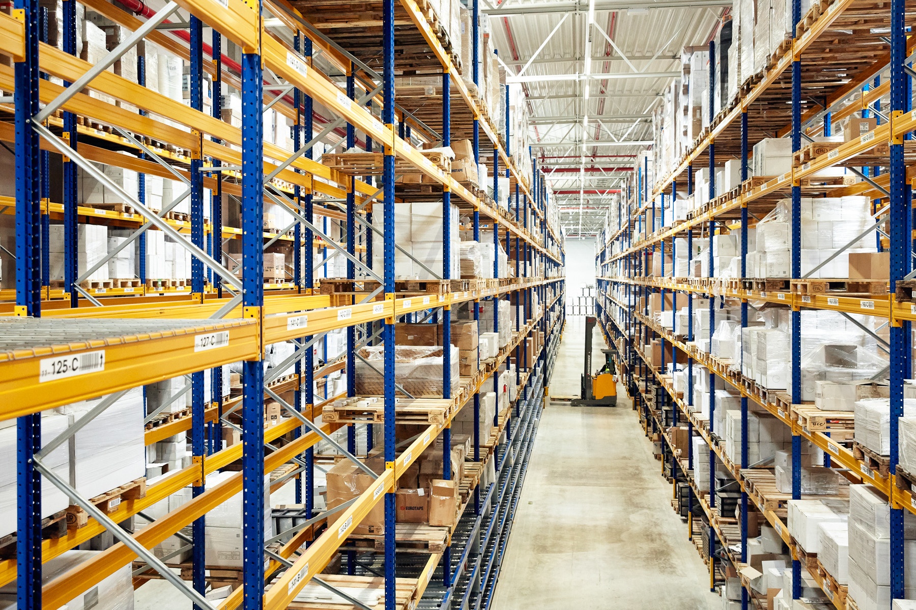 Corporate Reportage Bauhaus Logistik Portrait und Reportage Fotografie für Corporate und Editorial