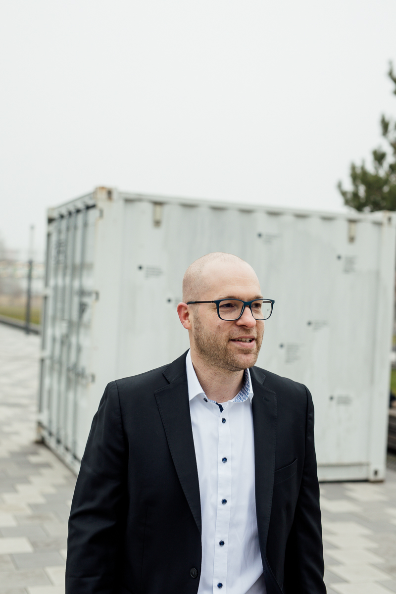 Corporate Businessportraits Portraits Business Düsseldorf authentisch natürlich, Portrait und Reportage Fotografie für Corporate und Editorial