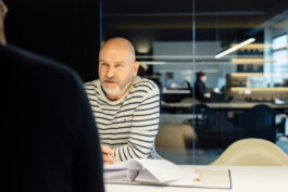 IP44.de Corporate Bildpool Business Arbeitssituationen Mitarbeiterportraits Impressionen Katalog authentisch natürlich Portrait und Reportage Fotografie für Corporate und Editorial