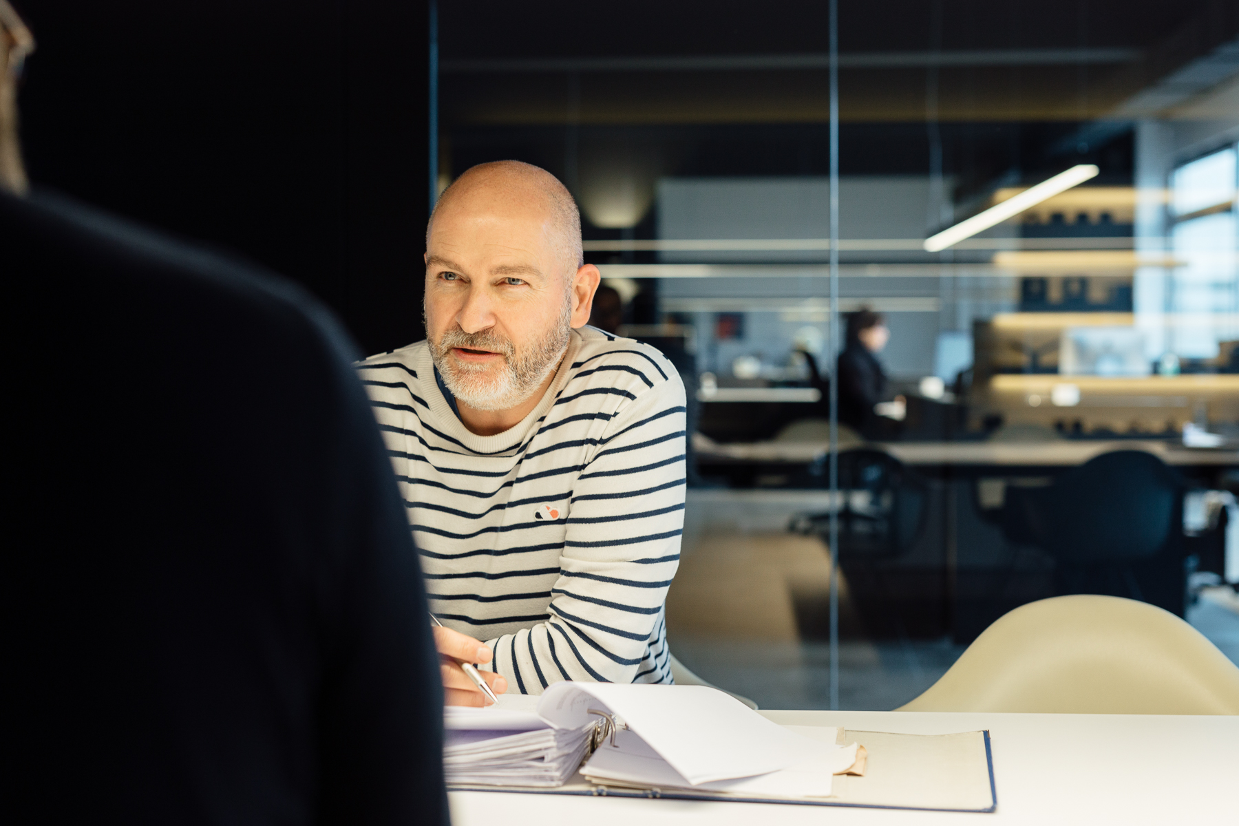 IP44.de Corporate Bildpool Business Arbeitssituationen Mitarbeiterportraits Impressionen Katalog authentisch natürlich Portrait und Reportage Fotografie für Corporate und Editorial