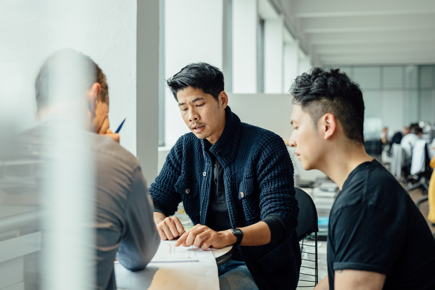 Ingenhoven Architects Corporate Bildpool Businessfotografie Unternehmensportrait Arbeitssituationen Mitarbeiterportraits Impressionen authentisch natürlich Portrait und Reportage Fotografie für Corporate und Editorial