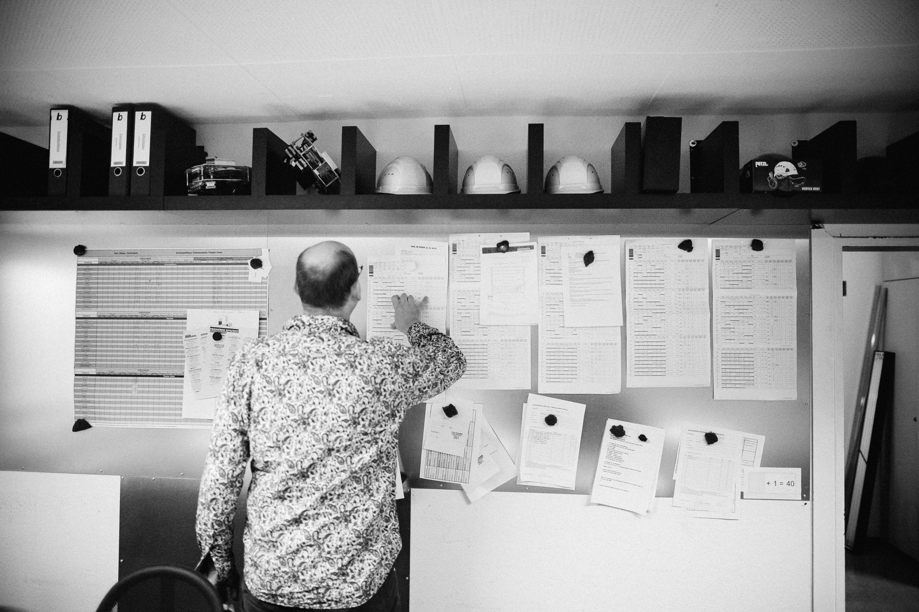 Corporate Reportage Buchprojekt Arbeitssituationen Mitarbeiterportraits Employer Branding People Impressionen authentisch natürlich Portrait und Reportage Fotografie für Corporate und Editorial