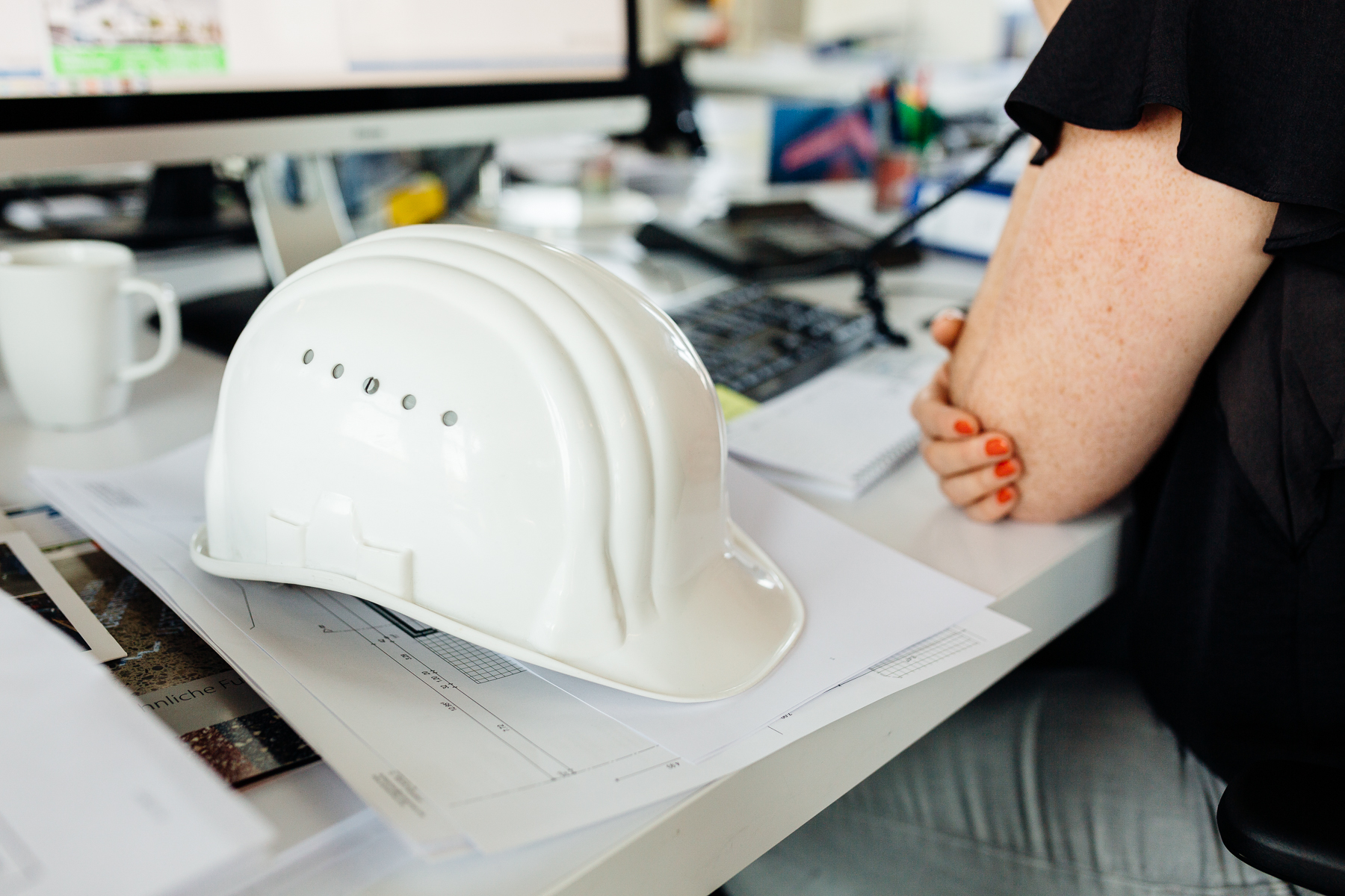 Corporate Bildpool Businessfotografie Unternehmensportrait Arbeitssituationen Mitarbeiterportraits Impressionen authentisch natürlich Portrait und Reportage Fotografie für Corporate und Editorial