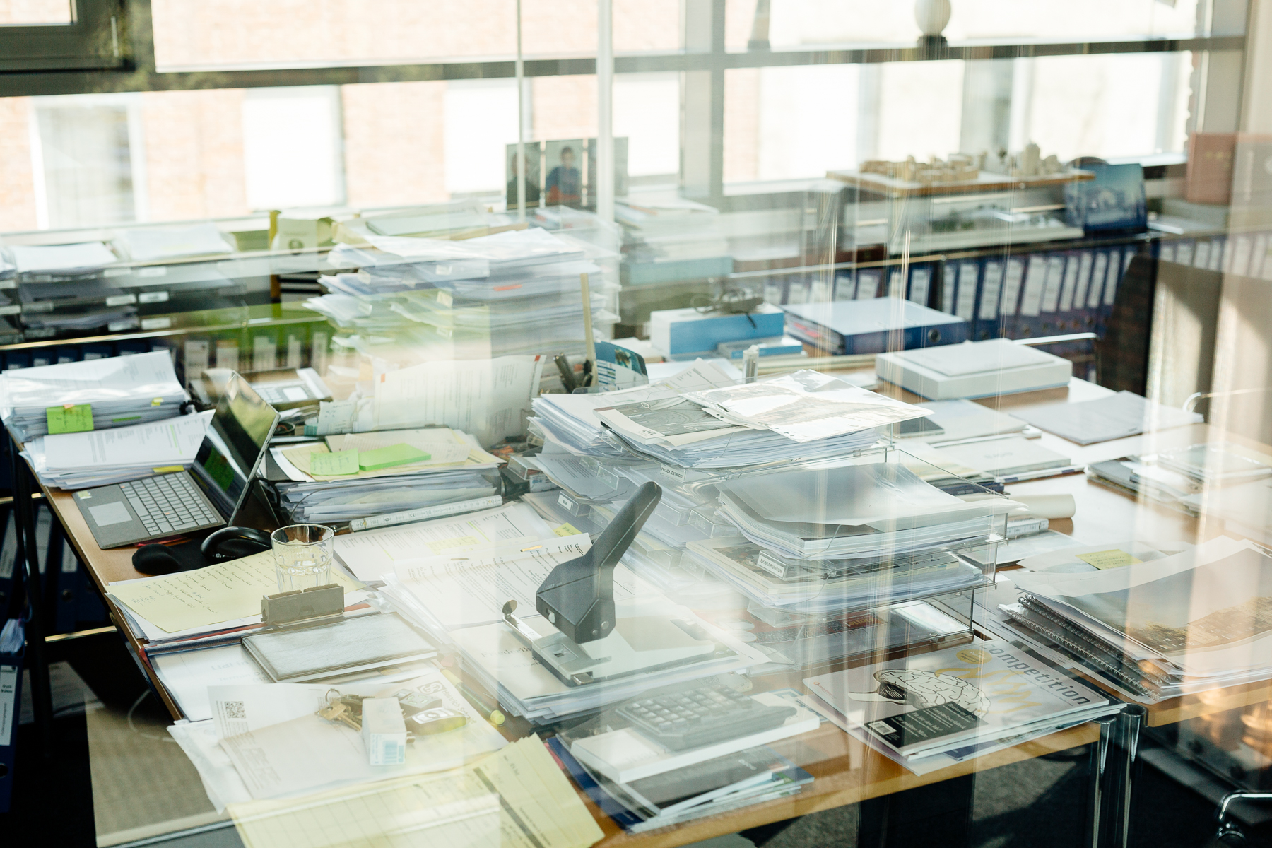 Corporate Bildpool Businessfotografie Unternehmensportrait Arbeitssituationen Mitarbeiterportraits Impressionen authentisch natürlich Portrait und Reportage Fotografie für Corporate und Editorial